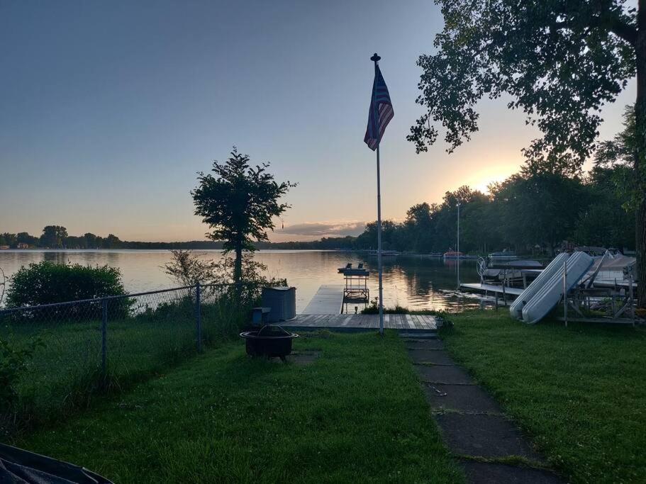 Lakeside Matteson Lakeside Stargazer With A Dock And Swim Area Villa Colon Exterior photo